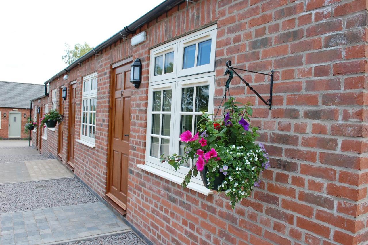 The Royal Oak Hotel Loughborough Exterior foto